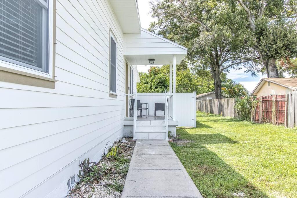 2Br Spacious House In Heart Of West Tampa Esterno foto